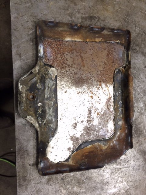 batterytray2.jpg batterytray2.jpg