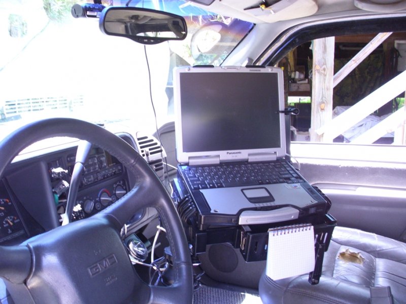 1999 GMC BURB K2500 DIESEL 003.JPG
