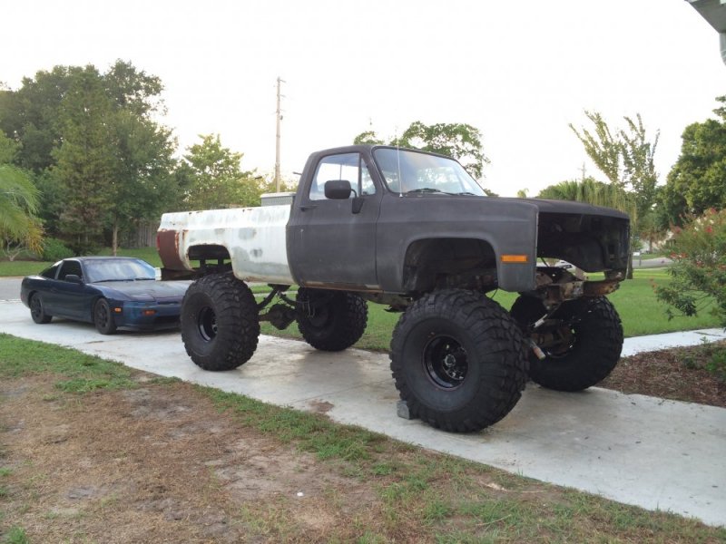 Truck.jpg