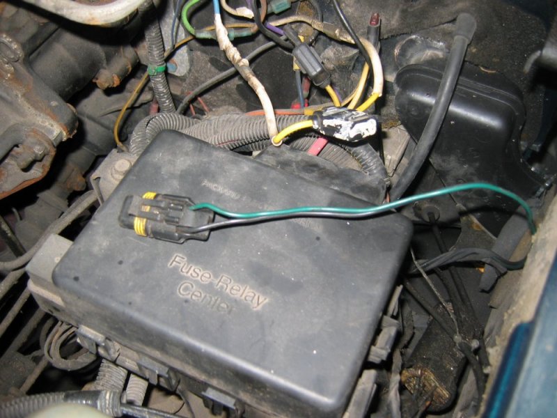 1995 Tahoe intake 014.JPG