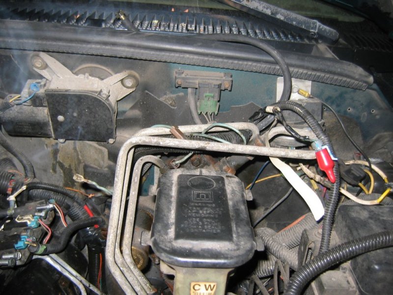 1995 Tahoe intake 016.JPG