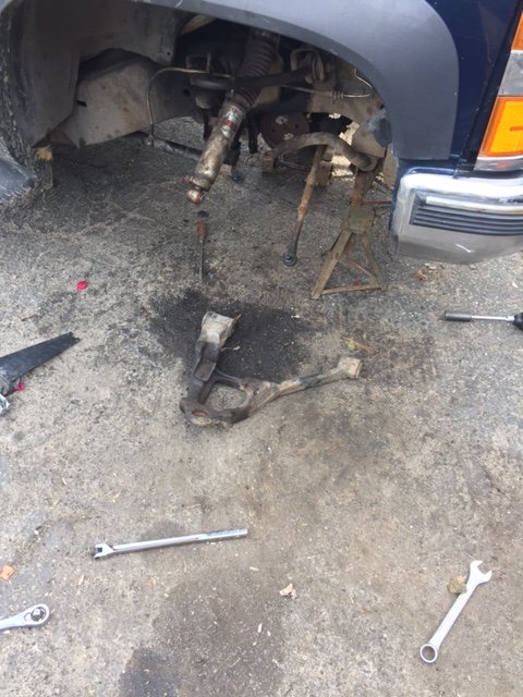 lower control arm.JPG