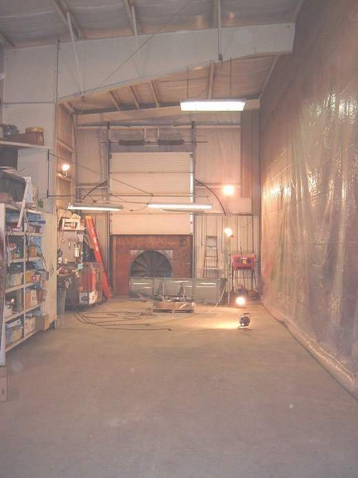 paint booth end 2.JPG